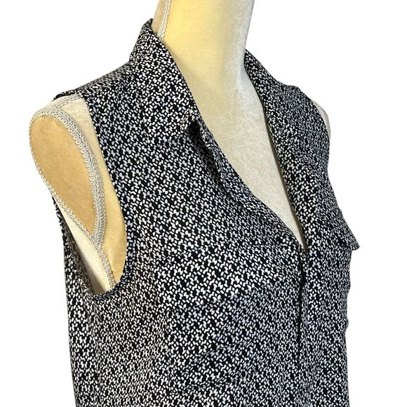 Ann Taylor LOFT Sleeveless Blouse Top Geometric Print Collared Black M Pockets - Picture 12 of 15